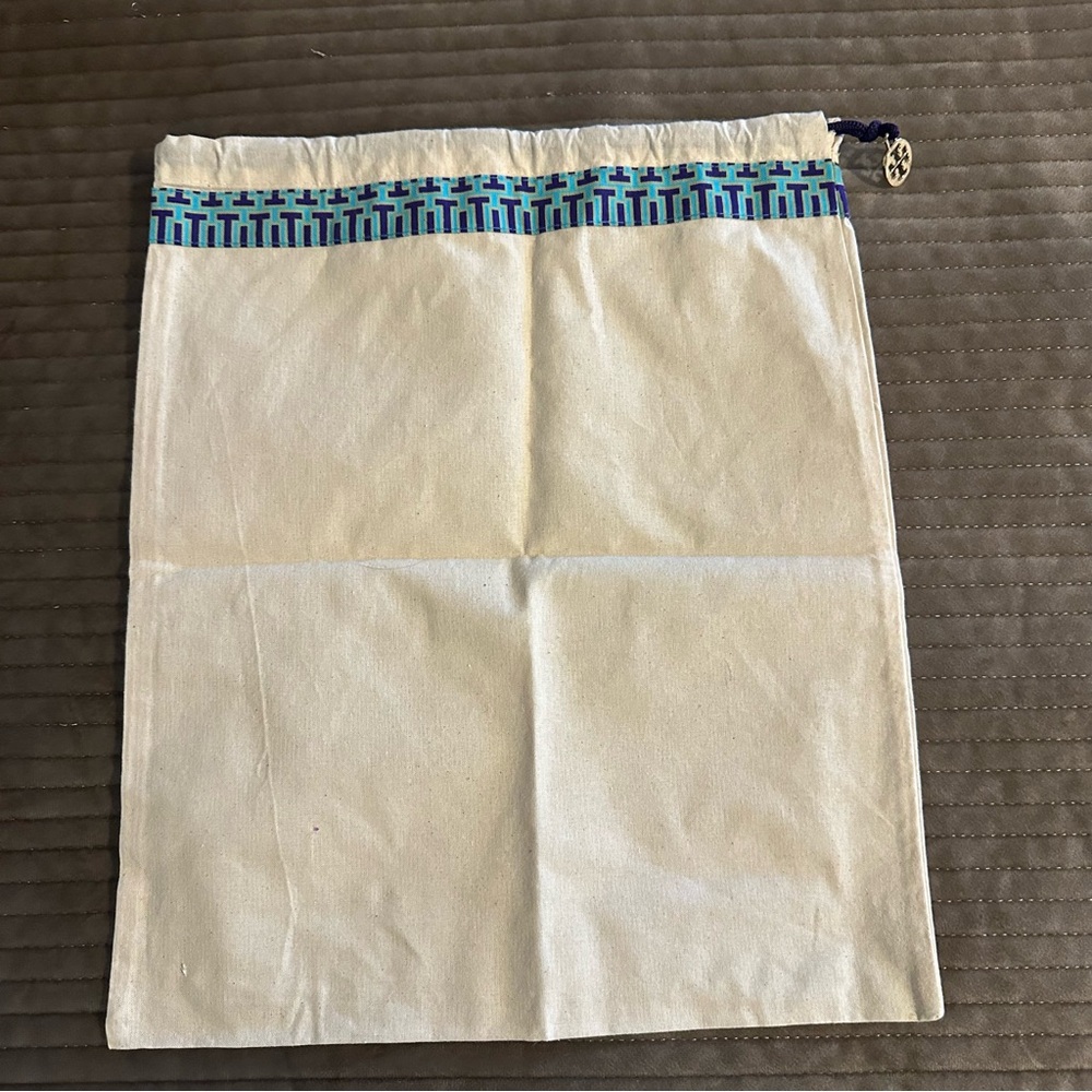Tory Burch Charm Drawstring Dust Bag